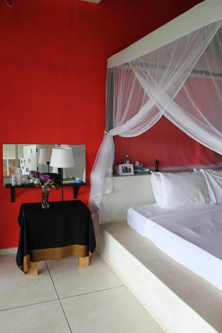 Madampe House 3 Bedroom Villa With Pool For#7 앰발랑고다 외부 사진
